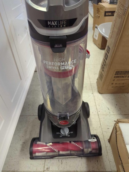 HOOVER MAXLife High-Performance Swivel Pet, Bagless, Corded, HEPA Media Filter, Upright Vacuum