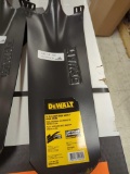 DeWalt 31 inch D Grip Wood Handle Drain Spade, Appears to be New Retail Price Value $45.00
