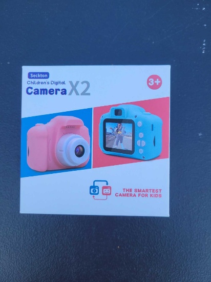 Digital Camera $1 STS