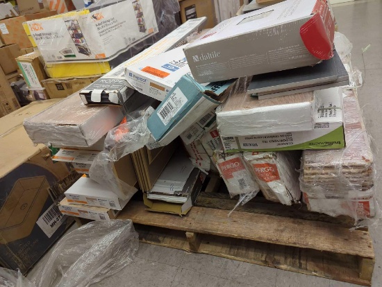 PALLET LOT OF MISCELLANEOUS TILE AND FLOORING TO INCLUDE, LIFEPROOF, DALTILE, PERGO, TRAFFIC MASTER,