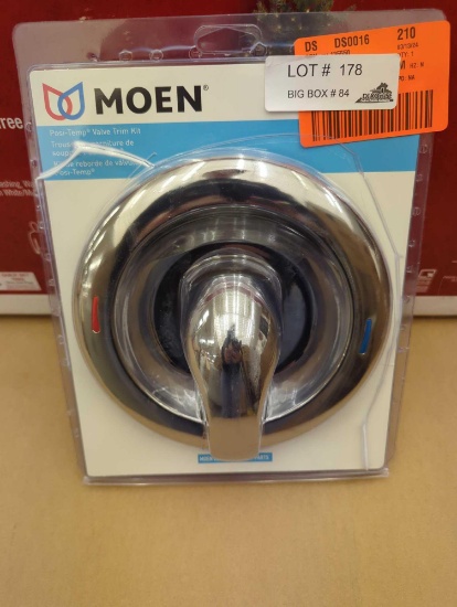 MOEN Chateau Lever Posi-Temp 1-Handle Shower Valve Trim Kit in Chrome (Valve Not Included), Appears