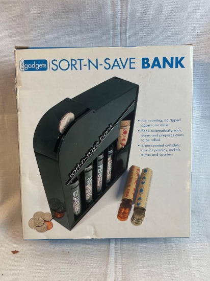 Sort and save coin bank