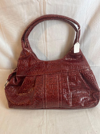 Alfred Dunner faux crocodile skin red purse