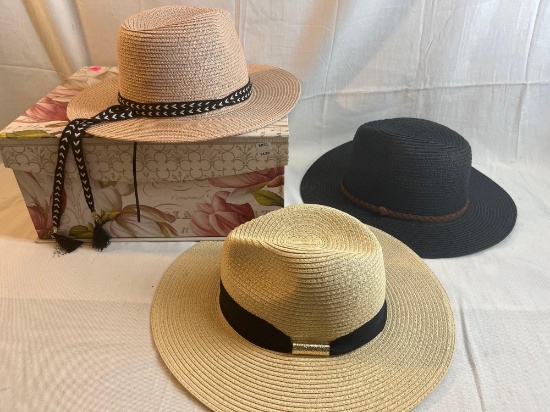 Lot of three hats with large square hat box