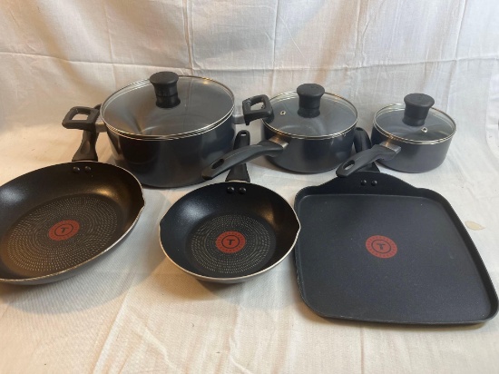 Set of T-Fal Heat Mastery cookware. Pots, pans, grill pan, lids....