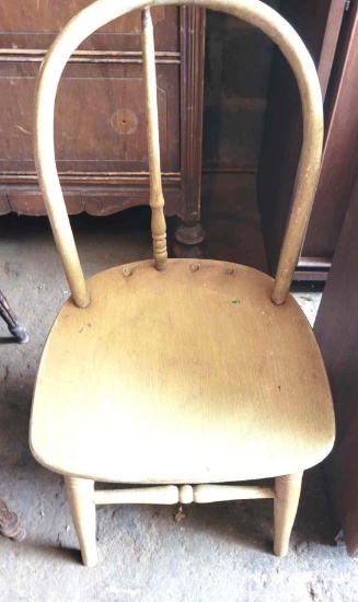 Vintage Chair $2 STS