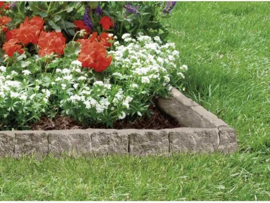 Suncast Border Stone 10 ft. (12 in. Sections) Plastic Border Edging, Retail Price $15, Appears to be