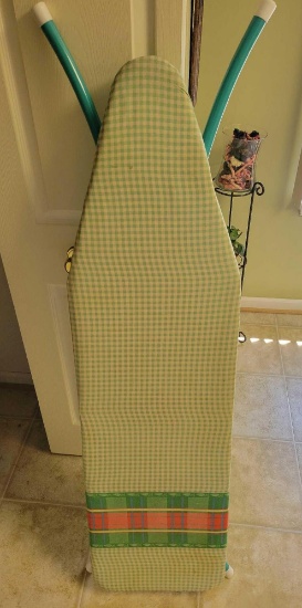 Ironing Board $1 STS