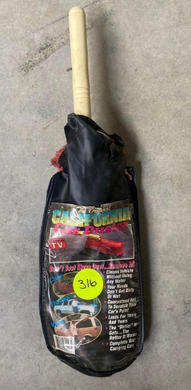 Car Duster $1 STS