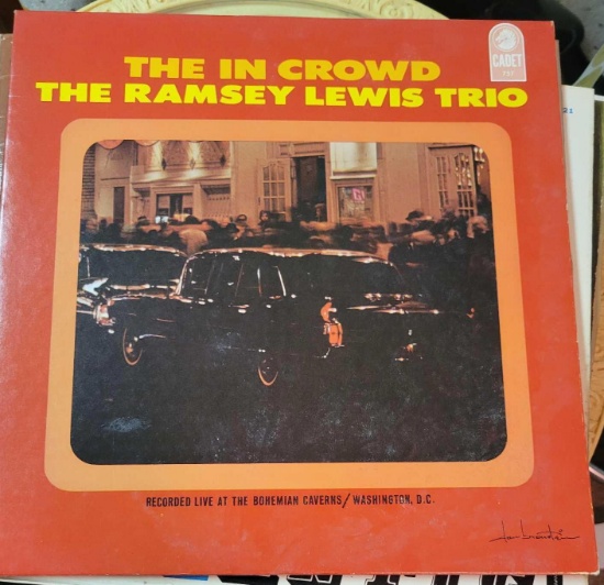 The In Crowd Record $1 STS