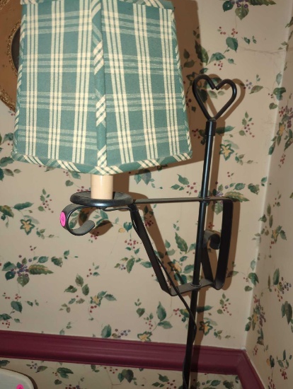 (DR) BLACK METAL FLOOR LAMP WITH GREEN AND WHITE PLAID SHADE, 63" HEIGHT, WHAT YOU SEE IN THE PHOTOS