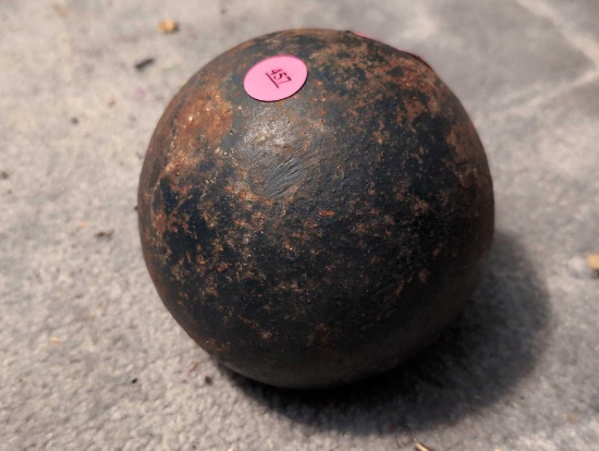 (BR2) ANTIQUE SOLID METAL CANNONBALL. MEASURES 4-1/4".