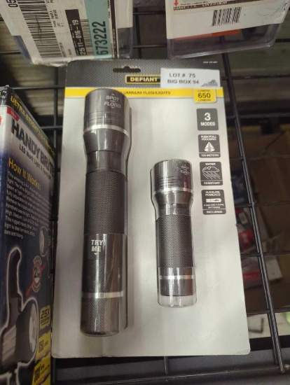 Defiant 1100 Lumens and 650 Lumens Alkaline Battery LED Slide-to-Focusing Powered Aluminum