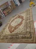LARGE VINTAGE MACHINE MADE AREA RUG, 170