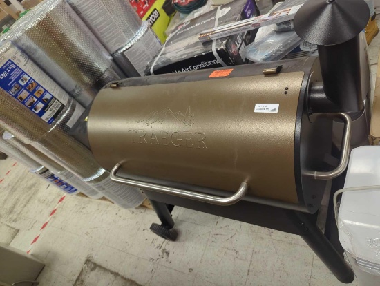 Traeger Pro Series Pellet Grill - Please Come Preview