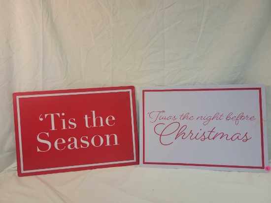 Xmas Wall Decor. Measures approx 20 x 14.