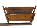 Vintage Wooden Twin Size Bed Frame with Turned Spindles and Side Rails 55.5 in x 78 in x 41.5 in