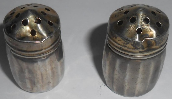 VINTAGE MINI VIKING STERLING SALT AND PEPPER SHAKERS ALL ITEMS ARE SOLD AS IS, WHERE IS, WITH NO