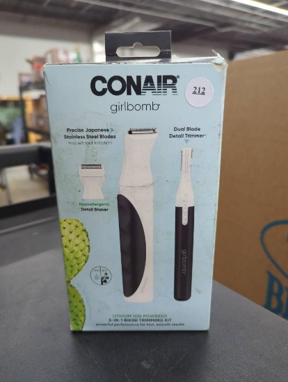 Conair Girlbomb Trimming Kit in Open Box
