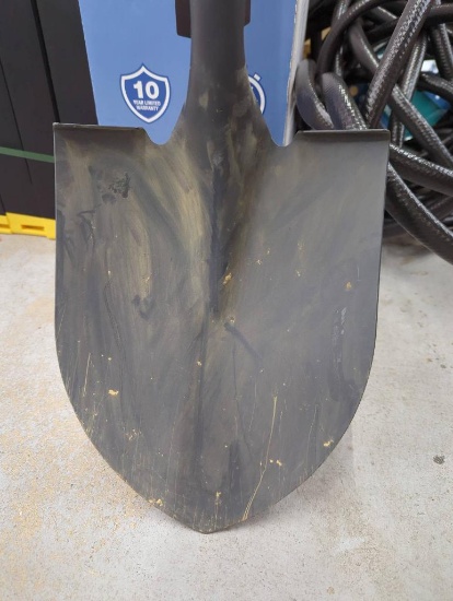 Project Source Digging Shovel with 40-Inch Handle