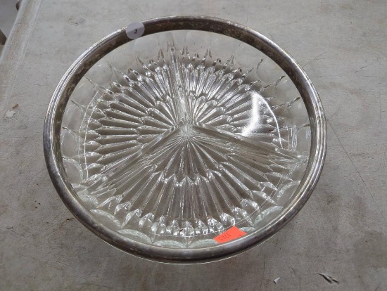 Glass Divided Serving Dish With Metal Rim, 9 in x 1.5 in