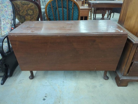 Wooden Drop-Leaf Table with Cabriole Legs