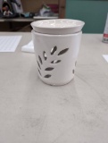 Ceramic White Oil Burner with Leaf Cutout Design