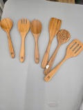 6 Wooden Kitchen Utensils with Engraved Logo