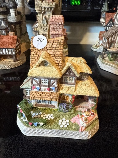 David Winter Cottage Welcome Home Cottage, , 5 Inches Tall