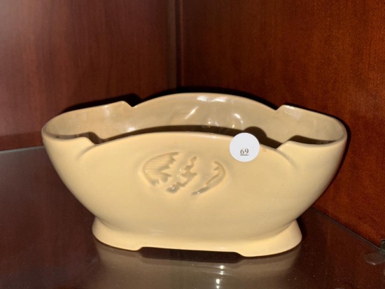 Ceramic Oval Cream-Colored Vase with Embossed Design
