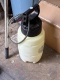 Manual Pump Garden Sprayer With Handle and Hose