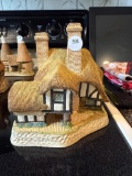 David Winter Cottage Moonlight Haven, 1991, Approximately 6 Inches Tall