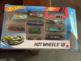 Mattel Hot Wheels Set with 9 Cars
