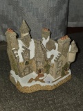 David Winter Christmas 1988 Christmas in Scotland and Hogmanay Figurine