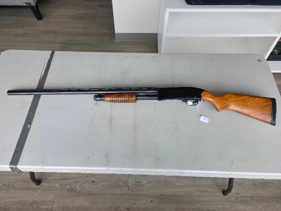 Winchester Ranger 120, 12 Gauge Rifle 2 3/4 inch and 3 inch, with wood stock and pump, Full mean