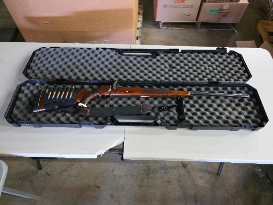 Ceskoslovenska Zbrojovka Brno 8.57mm 5 shot Rifle, SN#P5684, is in great condition, has hard