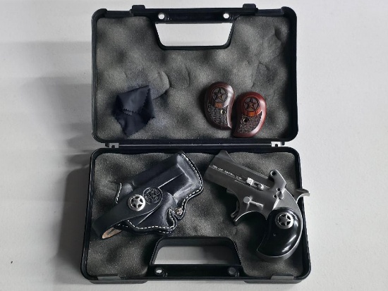Cowboy Bond Defender .357 Magnum, 38 Special, comes with interchangeable wood grips, SN# 122168, is
