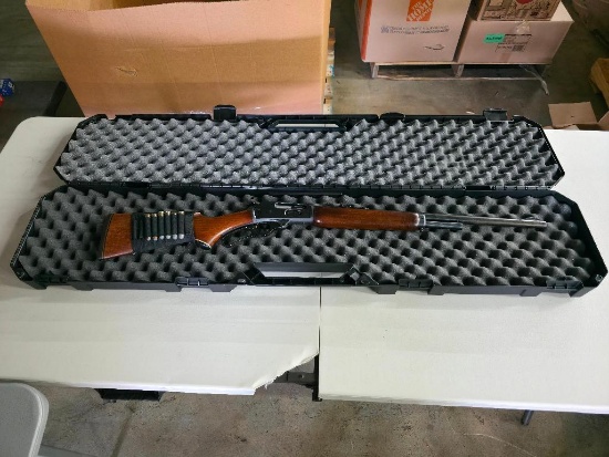 Marlin Firearms co. model I895SS micro groove barrel caliber 45/70 Gov't, has wood stock, is in