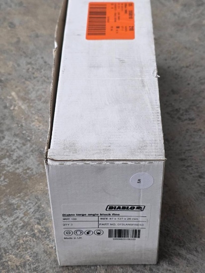 Open Box Diablo Large Angle Block Fine, 87 x 127 x 26 mm, 1 Box