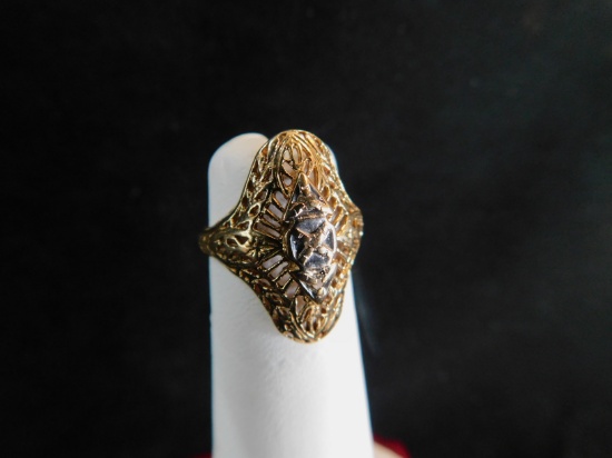 10k Gold Vintage Diamond Ring