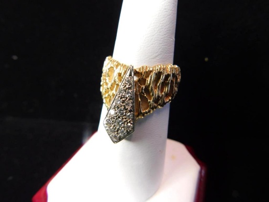 14K Gold and Diamond Ring 8.14 gr total weight