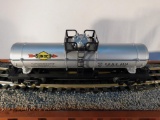 Lionel No. 6-19607 Sunoco One Dome Tank Car