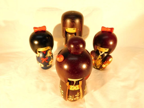 Grouping of 4 Japanese Kokeshi Dolls