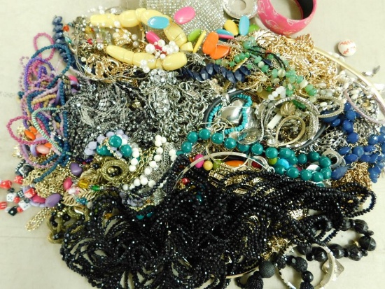 Bulk Costume Jewelry - Approx. 10# #11