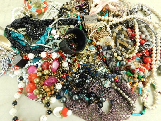 Bulk Costume Jewelry - Approx. 10# #6