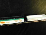Rail King # 30-7839 and 30-7934 Isleys Reefer Car and Conrail Dump Car w/ Operating Bay 2 Pieces