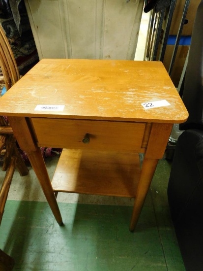 1 Drawer Maple Night Stand