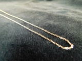 14K Yellow Gold Necklace / Chain - .7 Grams 18