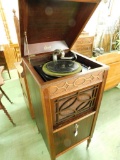 Mahogany Edison Record Player - Works