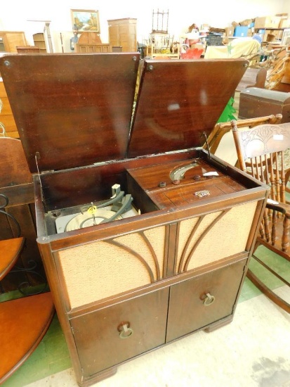 Westinghouse Stereo Cabinet with Phonograph